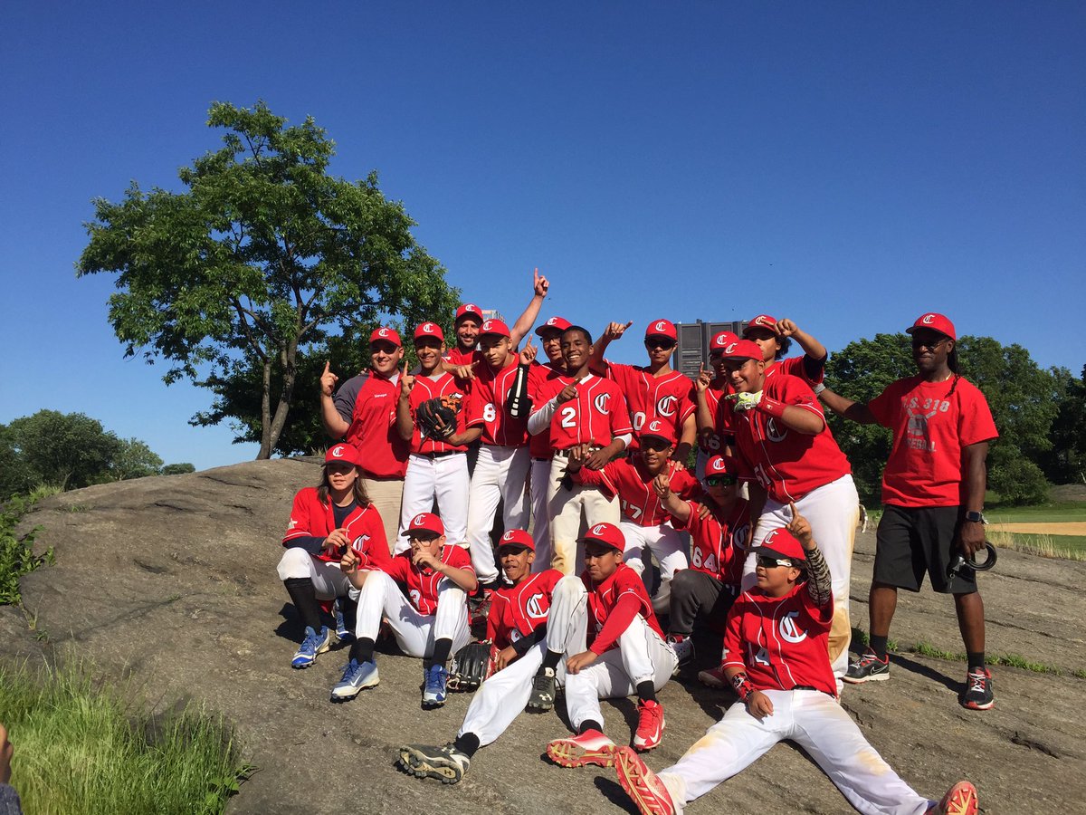 I.S. 318 Baseball tweet media