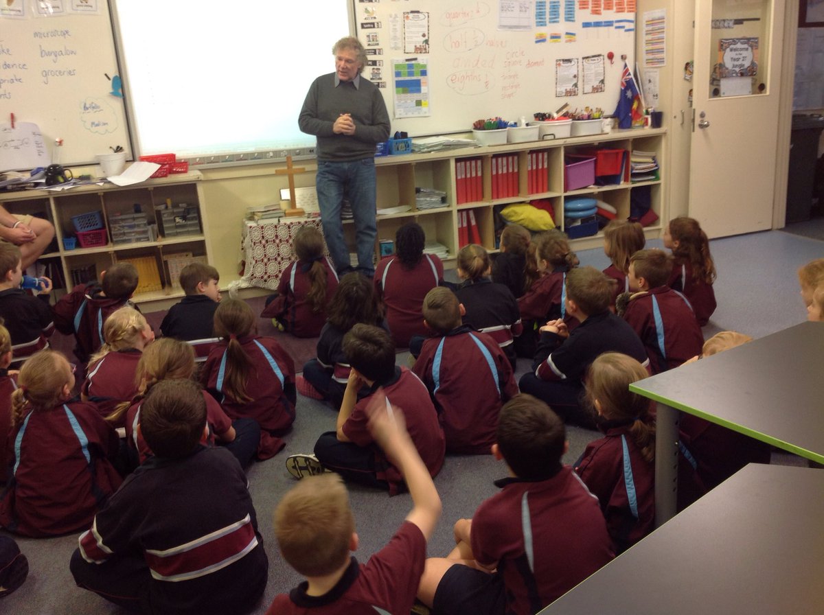 4_5TDGGLPS's tweet image. Listening to a couple of experts helping us inquire into people's relationship with God @gglps #lsalearn