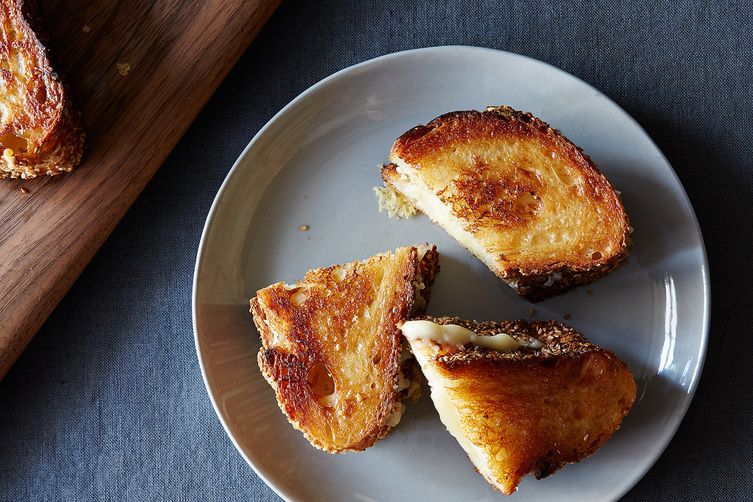 Food52's tweet photo. Gabrielle Hamilton holds the secret to crispier, faster, better grilled cheese sandwiches. https://t.co/uJ1XIzhfpi https://t.co/4UWUVZYshm