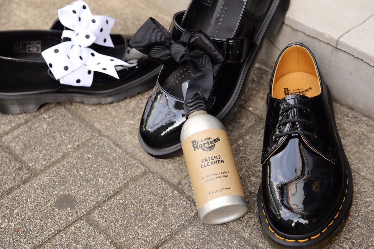 Dr Martens 渋谷明治通り エナメル パテントとも言います レザーの靴ってどうやってお手入れしたらいいの ドクターマーチンの専門店なら きっとこんな質問にも応えられるスタッフとケア用品を揃えて待っています ドクターマーチン