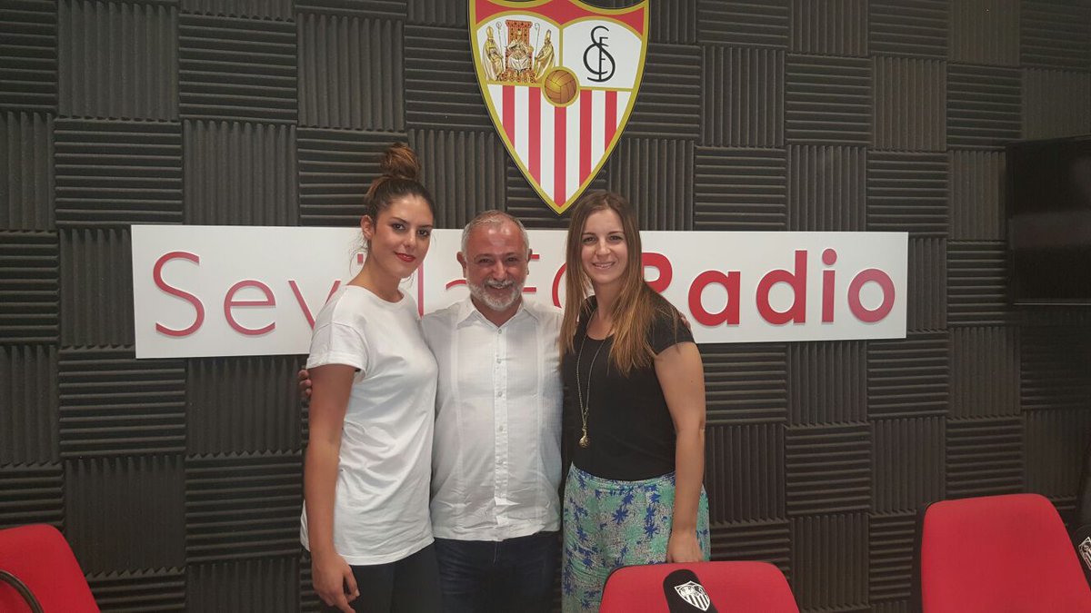FaDemarco's tweet photo. @ActivaSevillafc @AnaMPeriodista @nurmacoa Agradezco vuestra invitación para hablar de #coaching #emprendimiento https://t.co/UwfGzo96RF