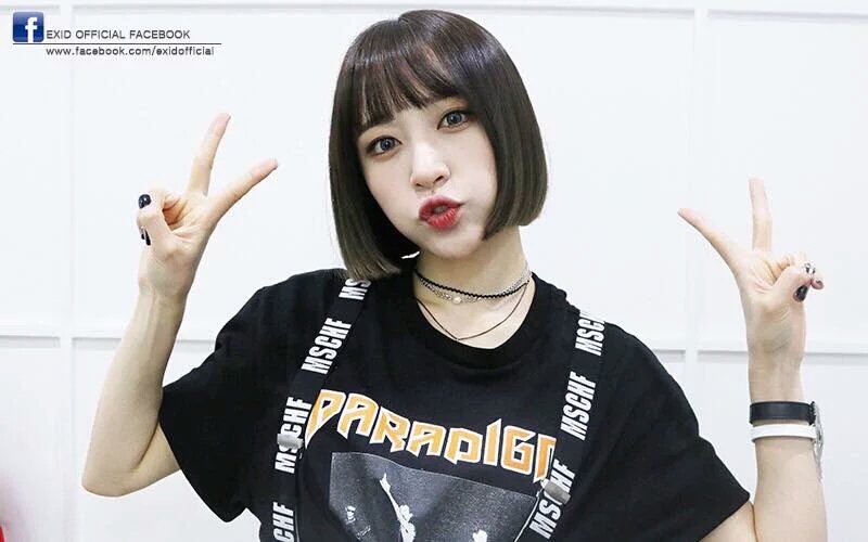 5XIDREAM's tweet photo. EXID 1st album ‘STREET’ pictures @ music shows waiting room. #HANI https://t.co/vMobKX6XZJ
