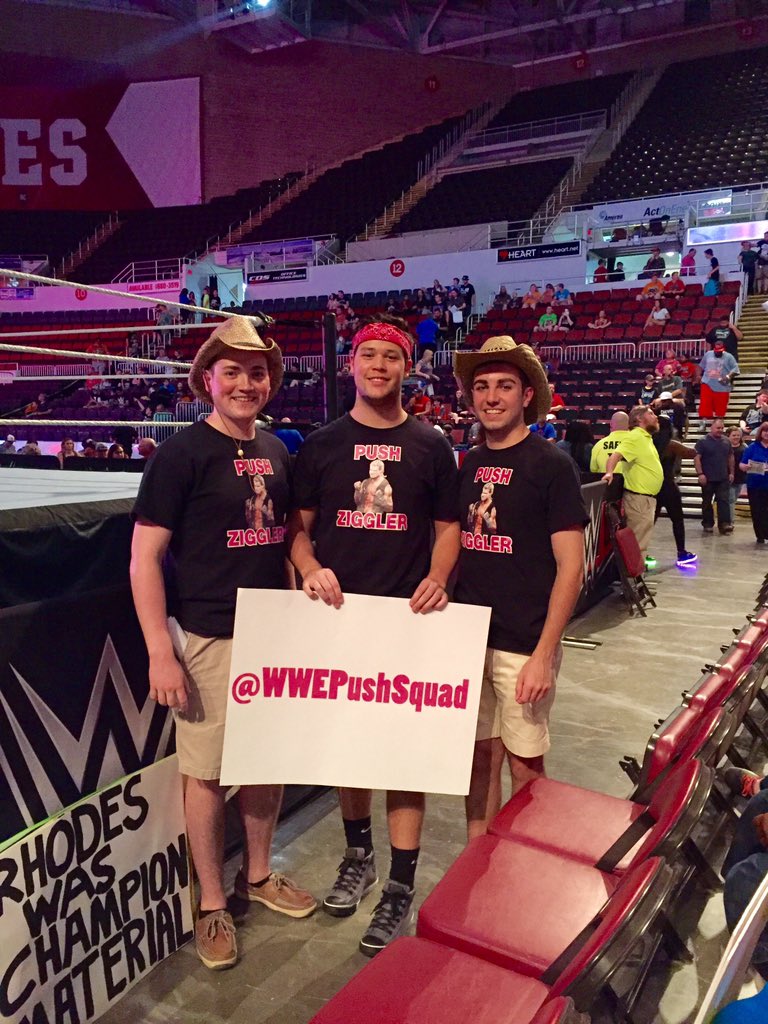 WWEPushSquad's tweet image. The Push Squad got a fresh new avi! Shout us out and help get us to 800 followers! #PushSquad #WWE