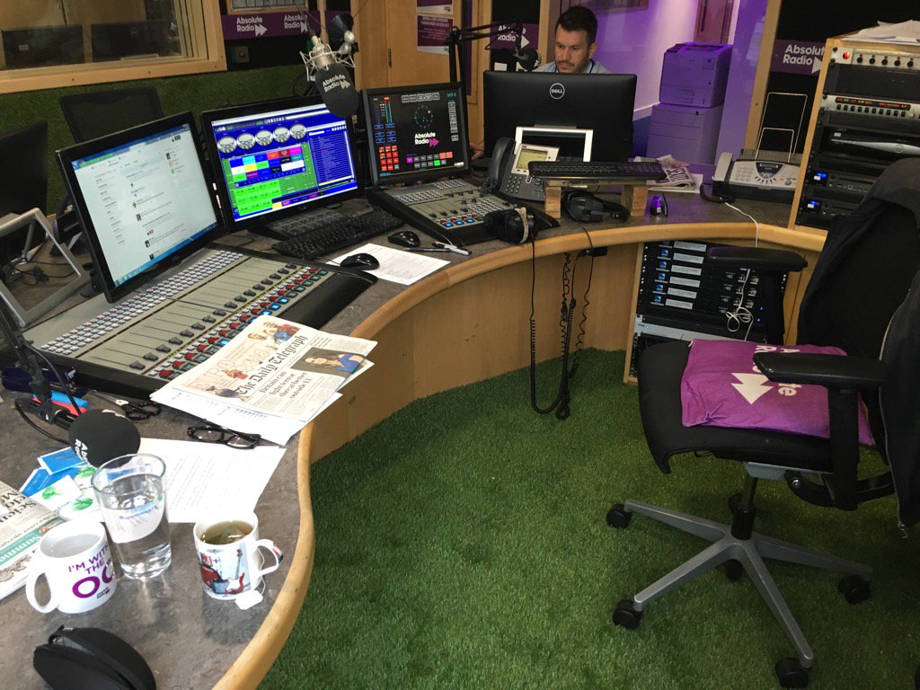 OC's tweet photo. For the #EURO2016 we've Astro turfed the studio. Good eh? Thanks @Wickes https://t.co/9J2X39XhP0