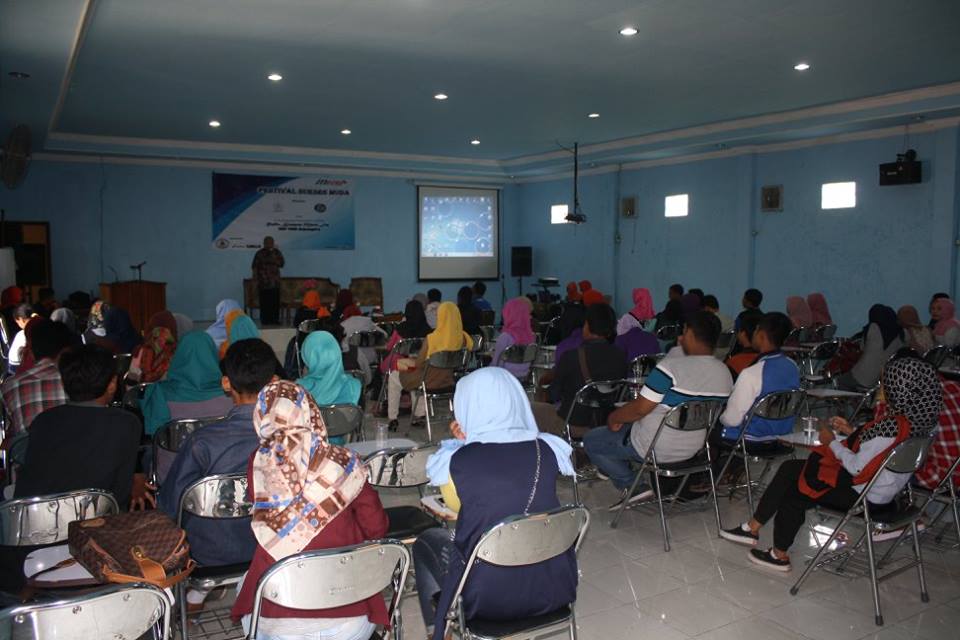 ali_mayaa's tweet photo. Festival Sukses Muda with @genyobojonegoro @RTIKBojonegoro #Mars3rd #genyomerch #RTIKBojonegoro Kereenn!! :) https://t.co/Ier5xvk6W9