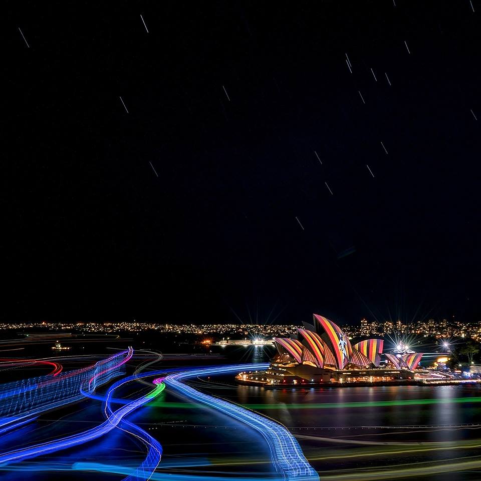 sydney_sider's tweet photo. Fan Photo of the Week: #VividSydney is a canvas of colour and light. Ends June 18. #ilovesydney 📷 Amir Sezavar https://t.co/nvL09tW6rS