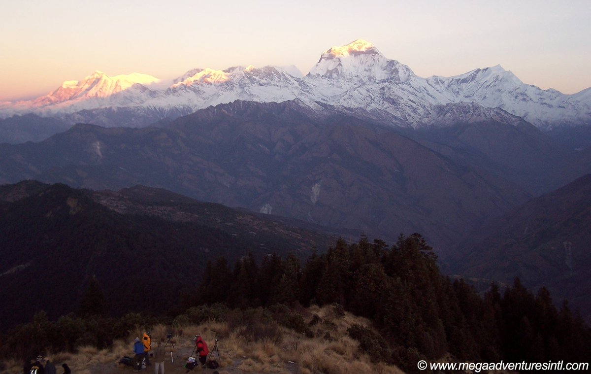 MegaAdventures's tweet photo. The #GhorepaniPoonHill trek is an immensely popular short trek in Nepal #Dhaulagiri #Trek #Hike #MegaAdventuresIntl https://t.co/Vodgm8GVvb