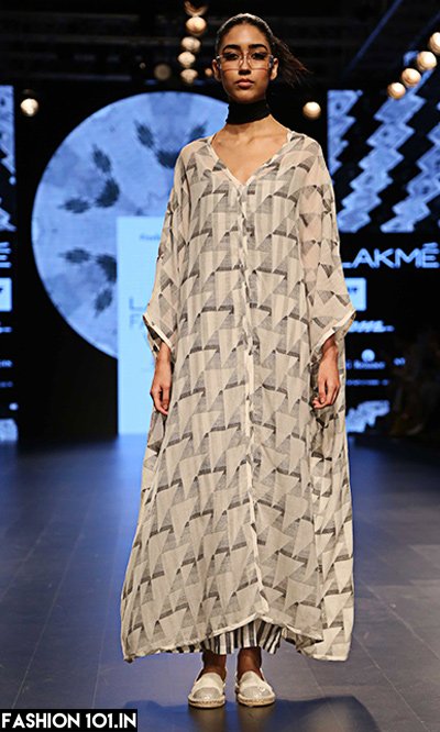 Fashion101in's tweet photo. ये है इस सीज़न का कूल कलेक्शन
@Nupurgoenka #LFW #Nupurgoenka #TheExpedition #indiacollective
https://t.co/3NhOTdWnso https://t.co/ATk0VbyIjO