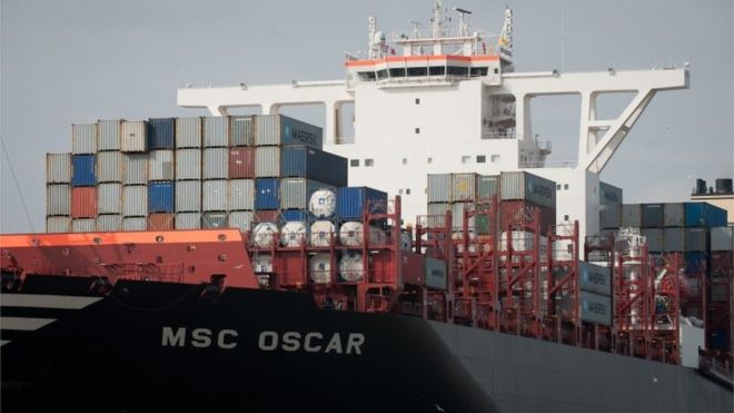 #UK #trade deficit narrows in #April as #exports jump. 
goo.gl/NZs3YW