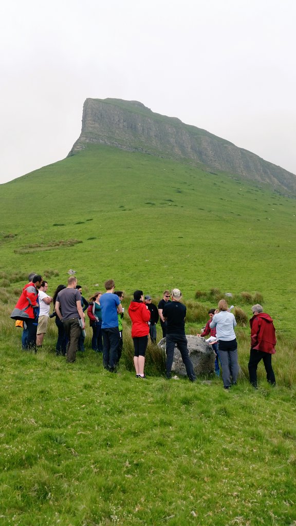 GLANAM1's tweet photo. .@GLANAM1 field trip day 2 glacial landscape of Ireland #Benbulben. Great discussion on #erratics! https://t.co/V6nSt6T62C