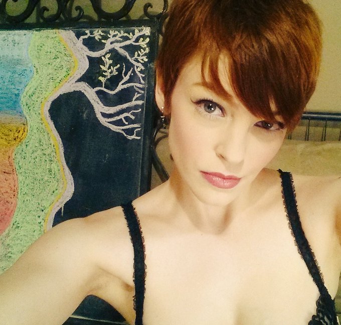 Live now @realfreewebcams https://t.co/YLaoviOlNm https://t.co/502NR3OeYp<a class="tags" target="_blank" title="On Twitter" href="/?out=eyJ0eXAiOiJKV1QiLCJhbGciOiJIUzUxMiJ9.eyJpYXQiOjE3MjA3MjM2MjMsImlzcyI6InR3cG9ybnN0YXJzLmNvbSIsIm5iZiI6MTcyMDcyMzYyMywiZXhwIjoxNzUyMjU5NjIzLCJyZWRpcmVjdF91cmwiOiJodHRwczovL3R3aXR0ZXIuY29tL3JlYWxmcmVld2ViY2FtcyJ9.8SO5reHElUufJqwSi4YGIO2gzr03oBxbOdwt3f-x24EPdTd2NrxGYRF_s4mTAfR-Mhml9inolaZ1EfZucz_TmQ">@realfreewebcams</a><a href="/tag/fridaynight"class="tags"><span>#fridaynight</span></a><a href="/tag/redhead"class="tags"><span>#redhead</span></a><a href="/tag/camgirl"class="tags"><span>#camgirl</span></a><a href="/tag/hoverboard"class="tags"><span>#hoverboard</span></a>