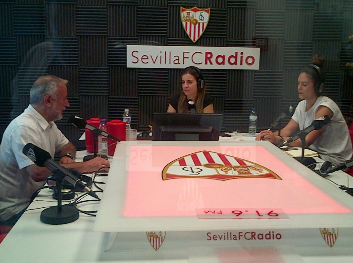 ActivaSevillafc's tweet photo. Entrevistamos a @FaDemarco socio fundador de @HumanosCoaching especializados en #coaching para #emprendedores https://t.co/UAdqPKHmYS