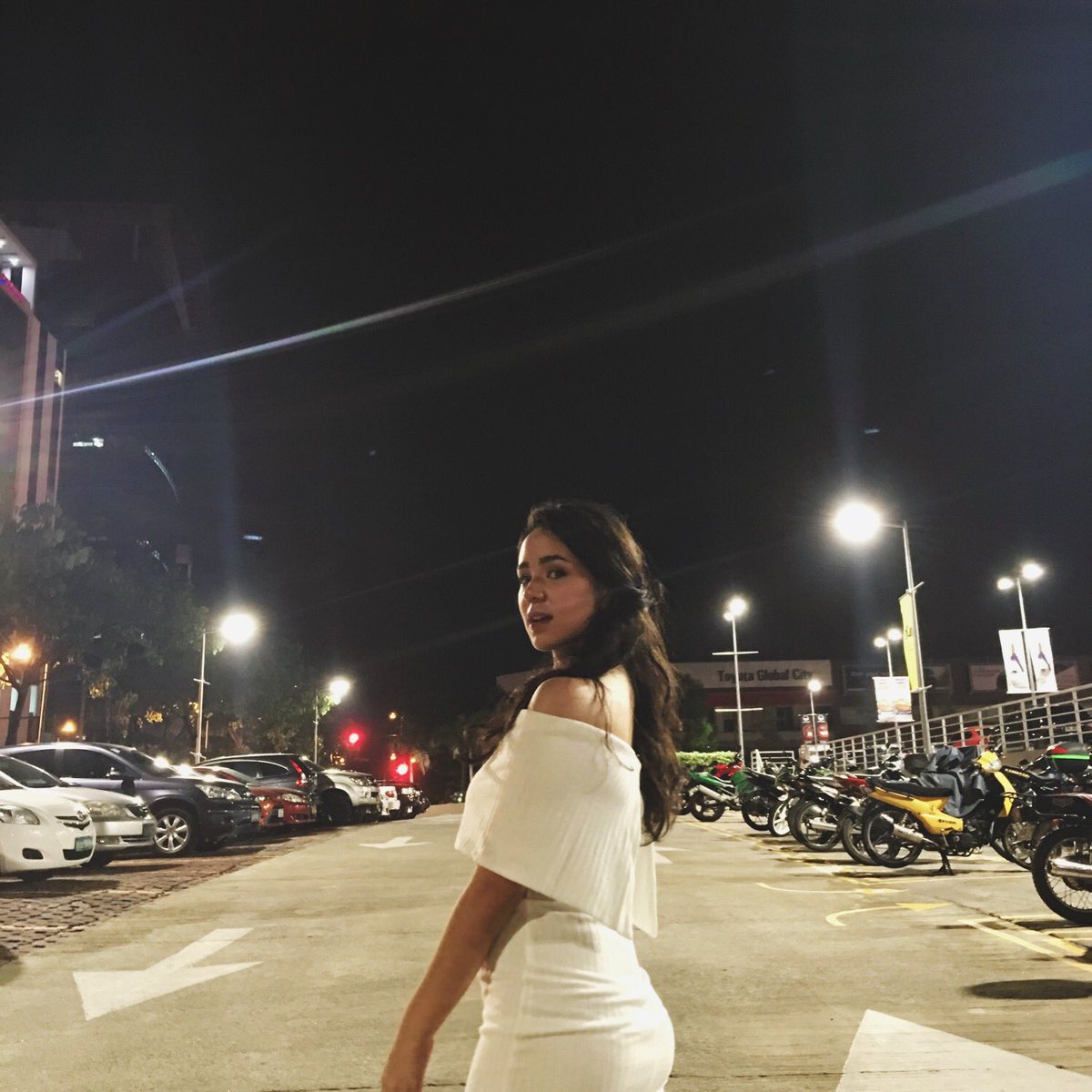 mikeequintos's tweet photo. Last night with the Lay Bare branch ambassadors 🌸 https://t.co/C4gZhy1IpT