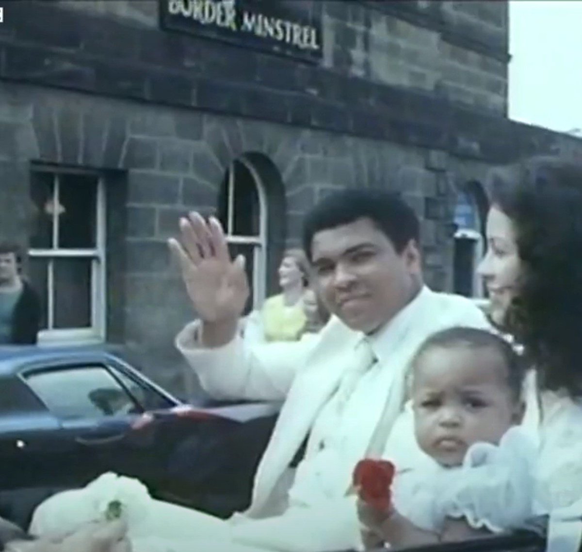 NewcastleRaces's tweet photo. As the world says Goodbye we fondly remember Mohammed Ali’s visit to High Gosforth Park. RIP The Greatest. https://t.co/zIXjweeFJg