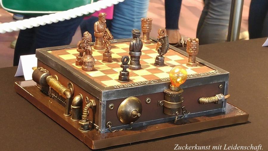 What an incredible Chess Cake! bit.ly/1XoICEW