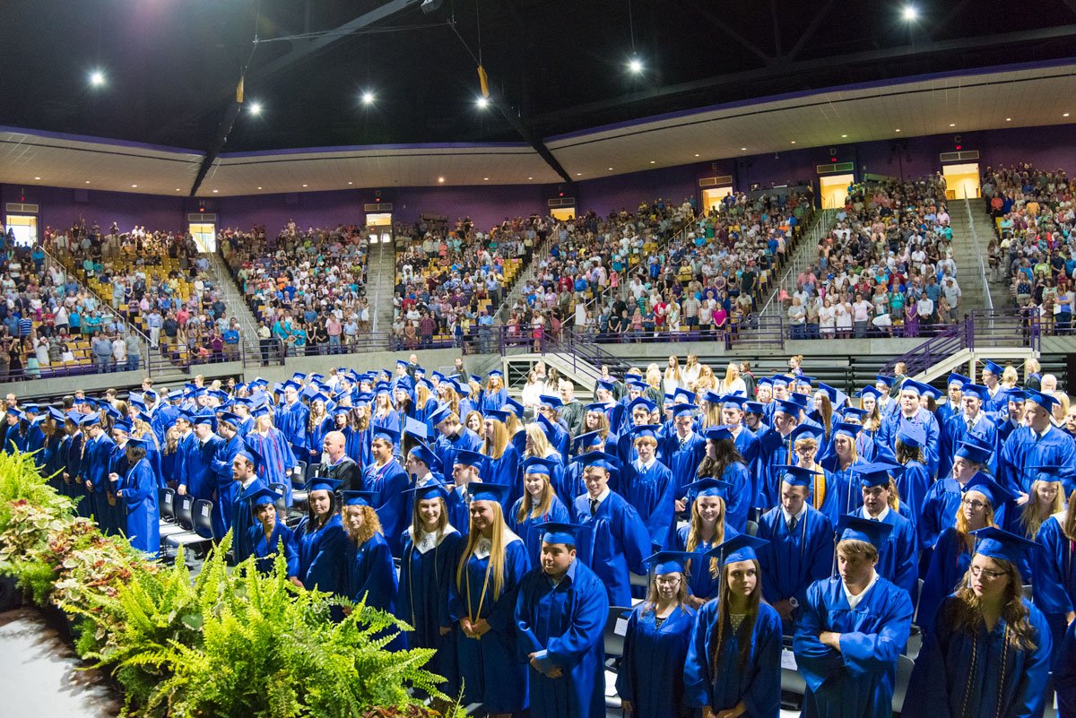 jcpsnc's tweet image. Congratulations to all of our @jcpsnc seniors. Flip through our graduation photo album. flic.kr/s/aHskAppXTn