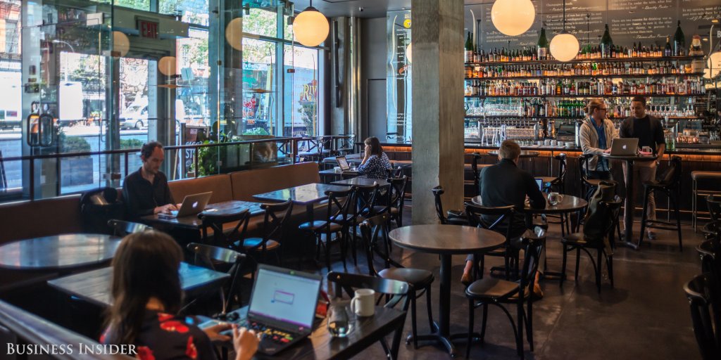 BusinessInsider's tweet image. This startup wants to do something with all of New York's empty restaurants read.bi/1UalDcO