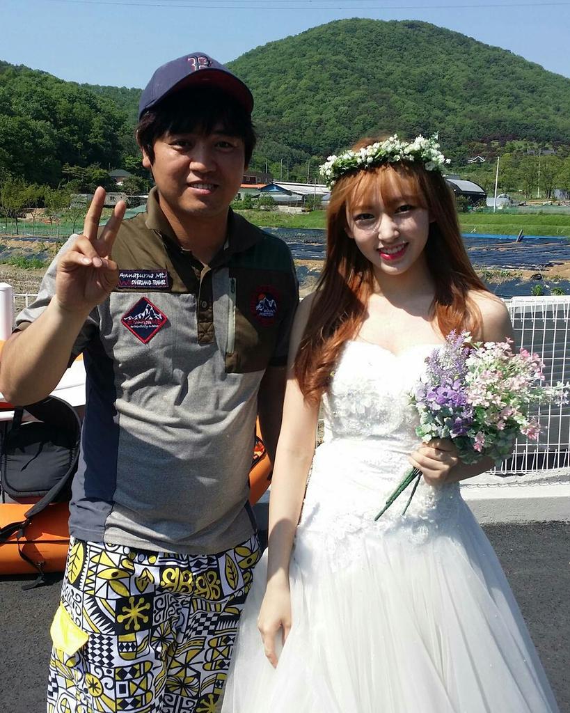 fycosmicgirls's tweet photo. 💐👰💐 https://t.co/fPYRs6DvWJ