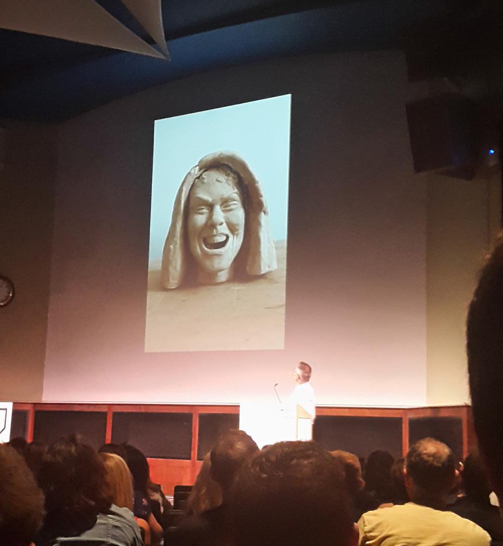 _carriers's tweet image. Brilliant first talk from Walter Wood at #herelondon. Great to see his methods and inspiration. Incredibly funny too