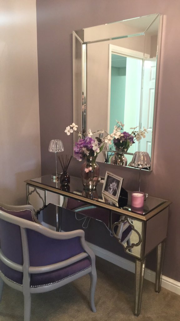 gemma_barry1's tweet image. LOVE the Show Apartment scheme at Herriot Gardens by the FAB @BespokenInt 

herriotgardens.co.uk #interiordesign