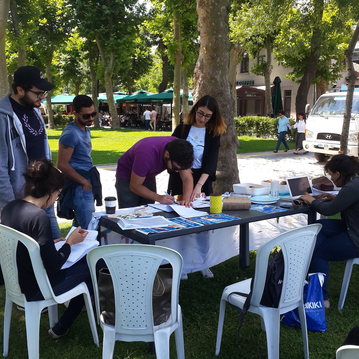 5. gün. Ögrencilerden destek #eşitişeeşitücret <a href="/vakifdayanisma/">VÜEDA</a> <a href="/bilgi_asistan/">BilgiAsistanBirliği</a> <a href="/Bilgi_Forumu/">Bilgi Üni. Forumu</a> <a href="/BiLGiOfficial/">İstanbul Bilgi Üniversitesi</a>