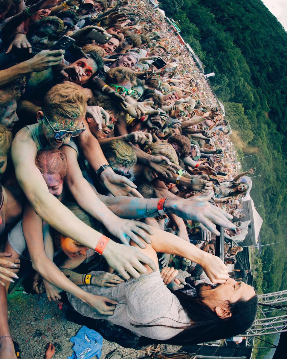 Plants & Zombies https://t.co/DjlXka8kkp