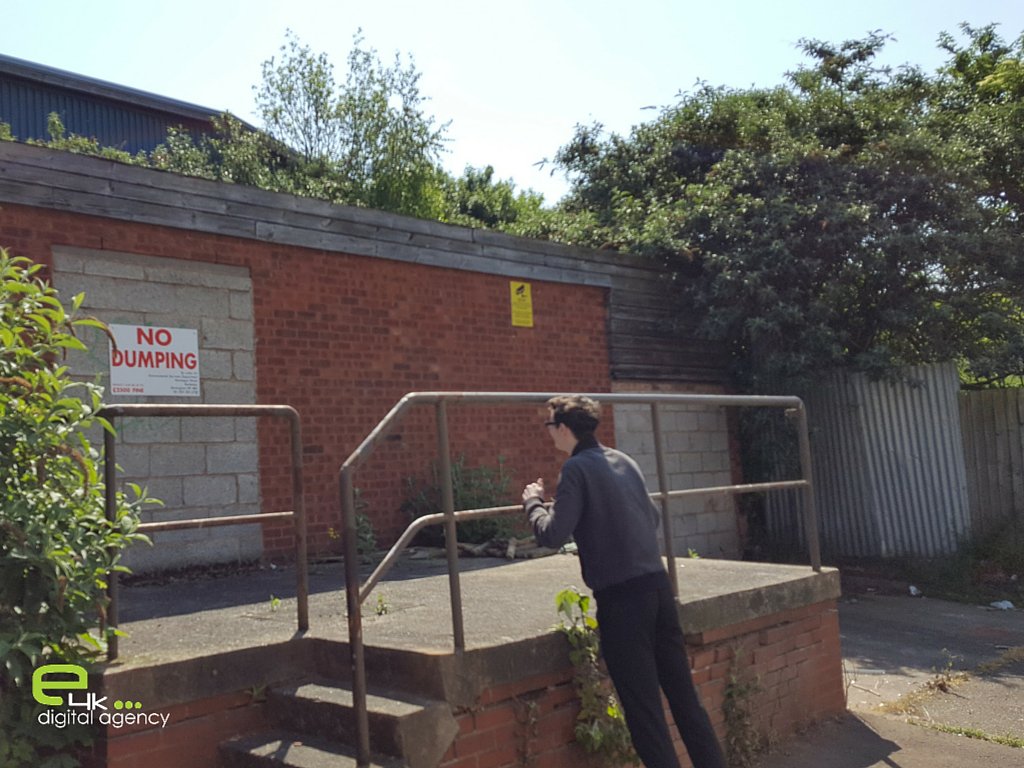 GenerationAliUK's tweet photo. Stephen from e4k looks at the now boarded up entrance to the Muhammad Ali Centre, Hockley, Birmingham. https://t.co/5H8K6wdEqS