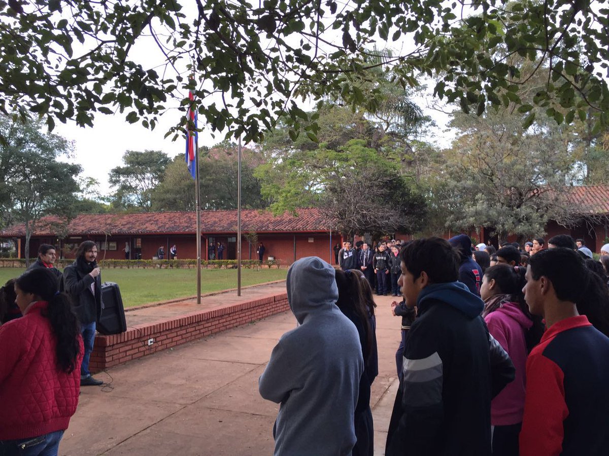 techauka's tweet photo. Nos levantamos bien temprano para seguir invitando a los colegios de la zona. Hoy a las 15:00 horas, #TechaukaSI https://t.co/zadBRVF423