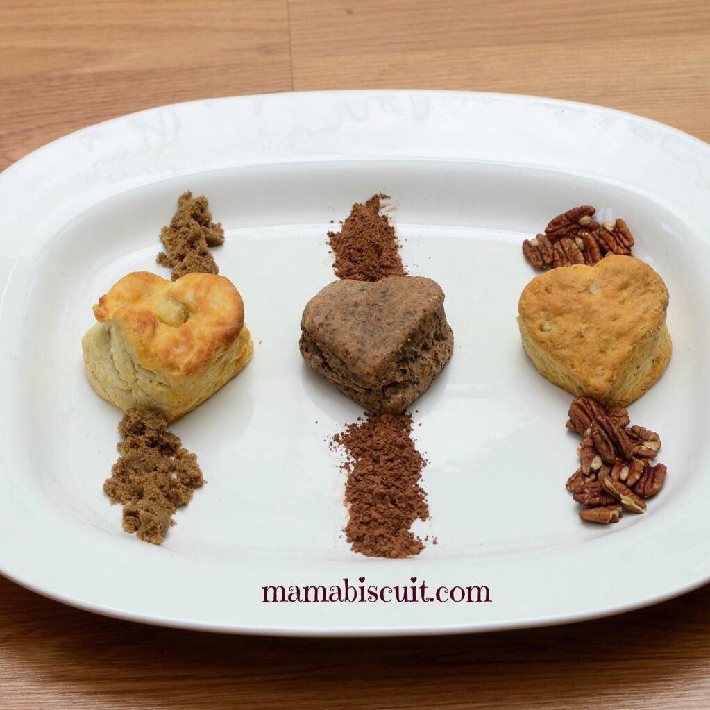 mamas_biscuits's tweet photo. Happy #NationalBrownDay! j/k 😂Happy Friday y'all! #madeupday #SFFS16 #smallbusiness https://t.co/VBE9J0ZODg