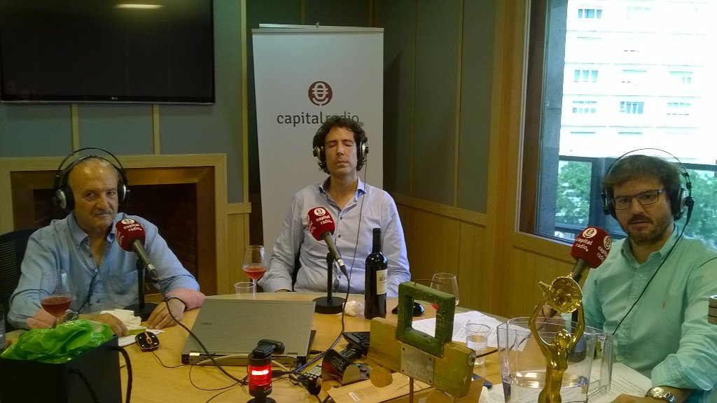 Vinovidivi's tweet photo. Ahora en @CAPITALRADIOB dos bodegas de @DueroDel: #DominiodelCuco y @BodegaMambrilla https://t.co/jtFTrjeFGQ