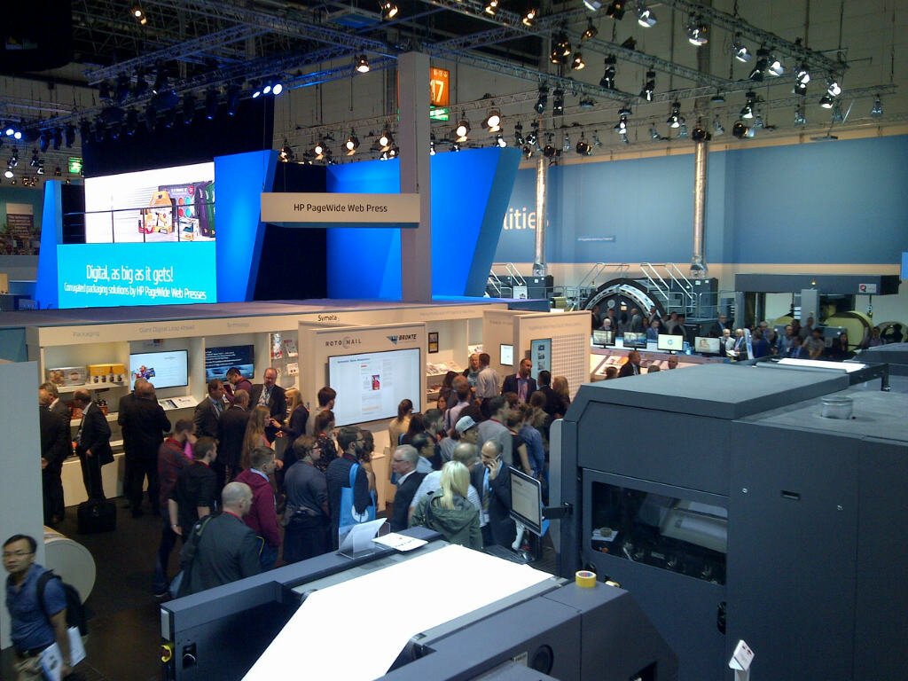 Rotomail_Italia's tweet photo. Nearly time to say bye!A very special thanks to @HPGraphicArts for the amazing oppurtunity and to all of you!#drupa https://t.co/kpW4Gpar9Y