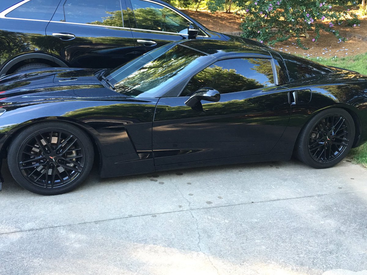 NotoriousCoyote's tweet photo. My beautiful C6 Corvette. Washed and ready for the weekend. #LSFTW #C6FTW #CorvetteMods https://t.co/5M8IpVgQXs