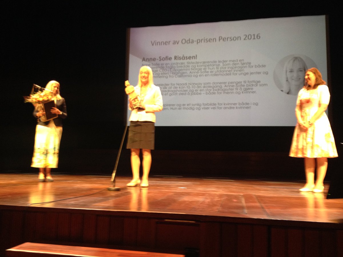 Anne-Sofie Risåsen CEO Capgemini er vinner av Oda-prisen Person 2016! Vi er veldig stolte! #inspirasjonsdagen2016