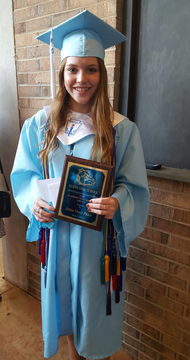 CISCleveland's tweet image. Look at the great things happening at @BurnsHighSchool 2.3 million is scholarships last night #tasselsturned