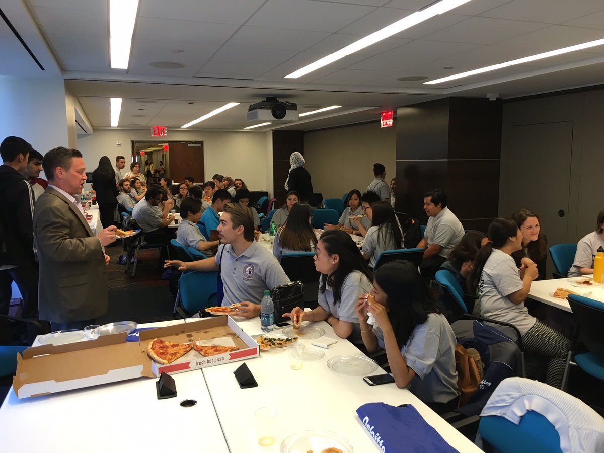 VEInternational's tweet photo. Joe Delaney &amp; @DeloitteUS team with @sscvei &amp; @Afurnishingsinc 

#ImpactThatMatters is mentoring students #coach https://t.co/jKg7u06ULO