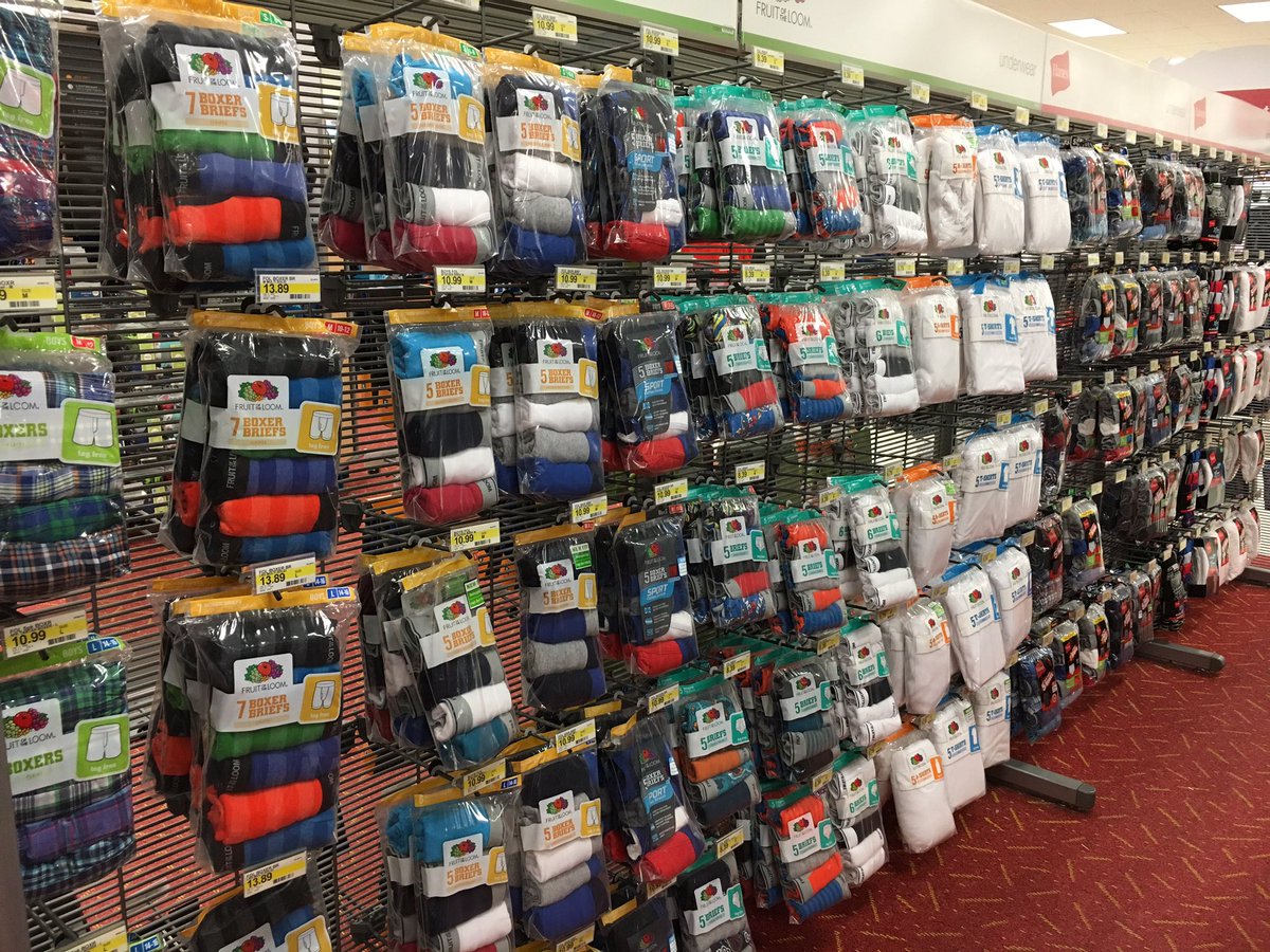 dxing11's tweet photo. Filling kids basics for A&amp;A Basics Blitz Day! @VMLCaitlyn @RylanRankin @triforceattack @Jen_Mohan https://t.co/8xKBCsF4f5