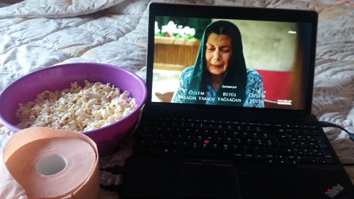 KaragulFanClub's tweet photo. Popcorn ✔
Tissues ✔
Please don't make us cry too much tonight 😢 #karagüleveda #Karagül https://t.co/G0IYIXetgg