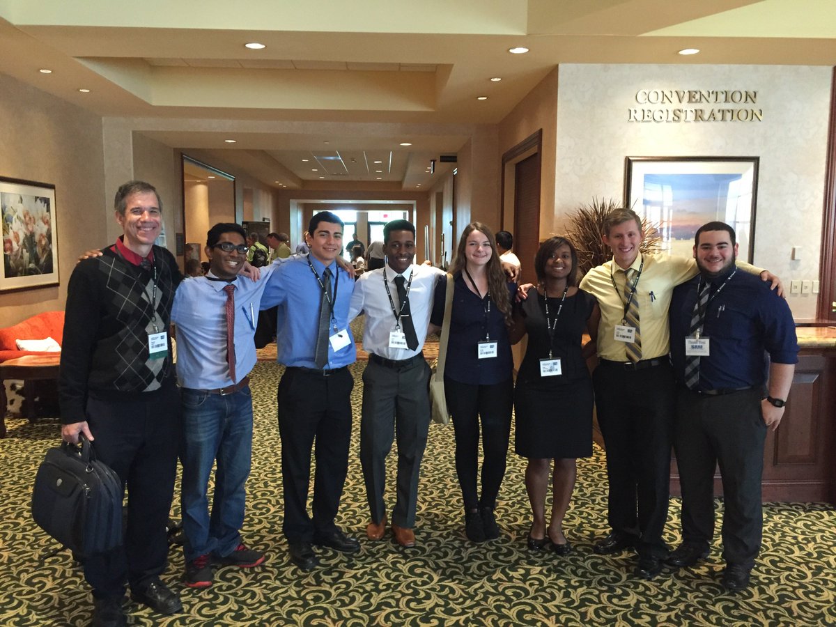 Codex_Hyperloop's tweet image. Team Codex presented today at the Oklahoma Society of Professional Engineers annual meeting!
