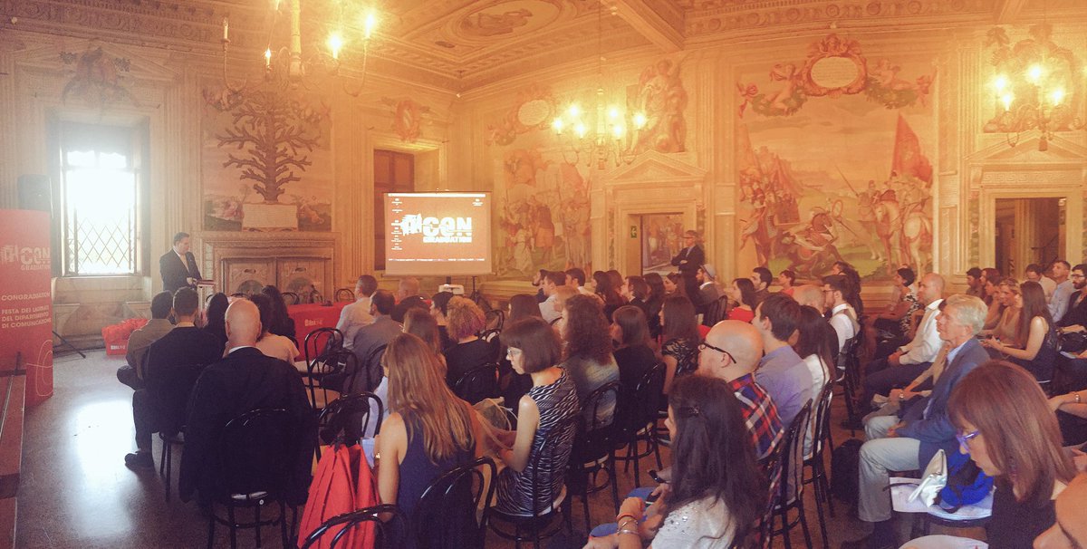 bordonialberto's tweet photo. Interviene a #congraduation2016 il direttore del corso di comunicazione dello @IUS_VE il professor @marianodiotto https://t.co/OKZJSdaq2R