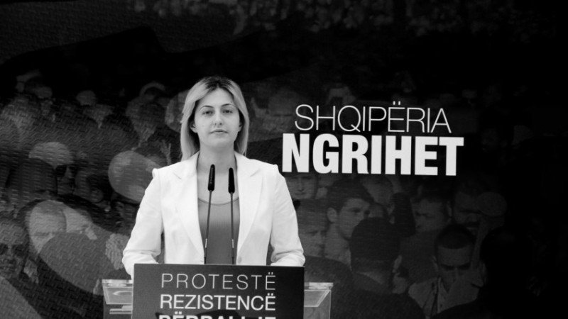 transparencaAL's tweet photo. E vërteta për udhëtimin e ministrave në Francë: https://t.co/EMcAUlxnMw https://t.co/w7c36GBRzA