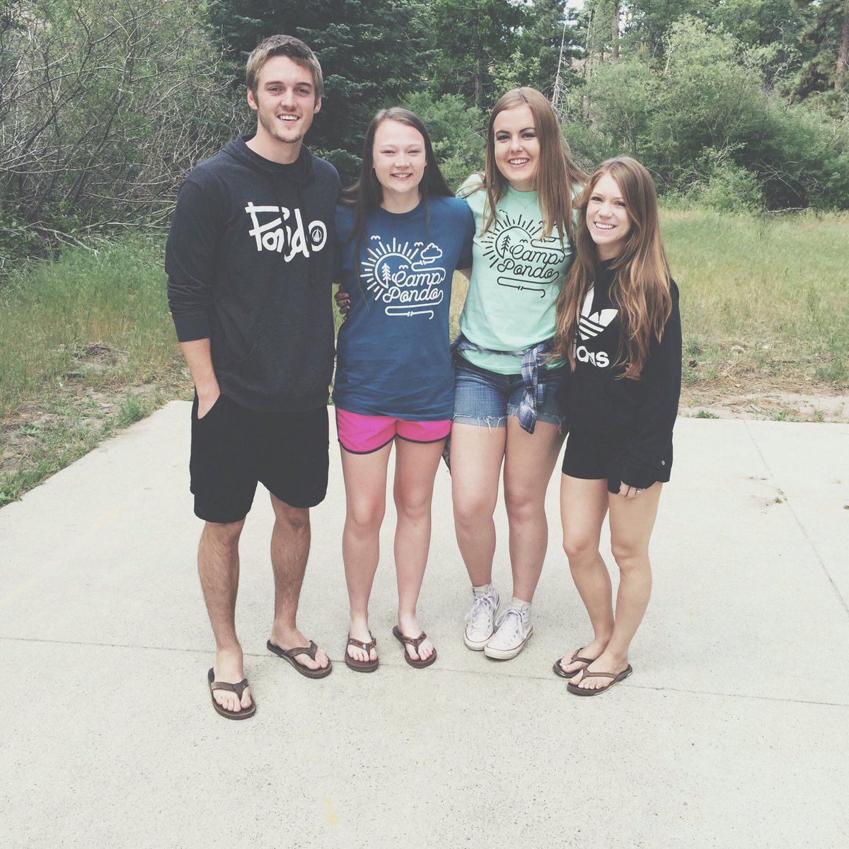 liles_lexi's tweet photo. This week was incredible. Thankful for a place where I can worship God with my favorite people.❤️🌲⛺️ #camppondo https://t.co/I9qMOin4xf