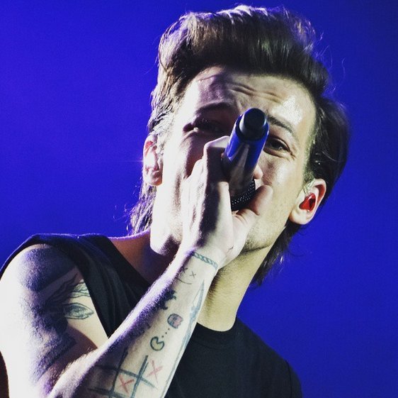 EmeseJuhsz's tweet photo. Beautiful..<3 #OTRAVienna @Real_Liam_Payne @Harry_Styles @NiallOfficial @Louis_Tomlinson https://t.co/Ug21jDbSw3