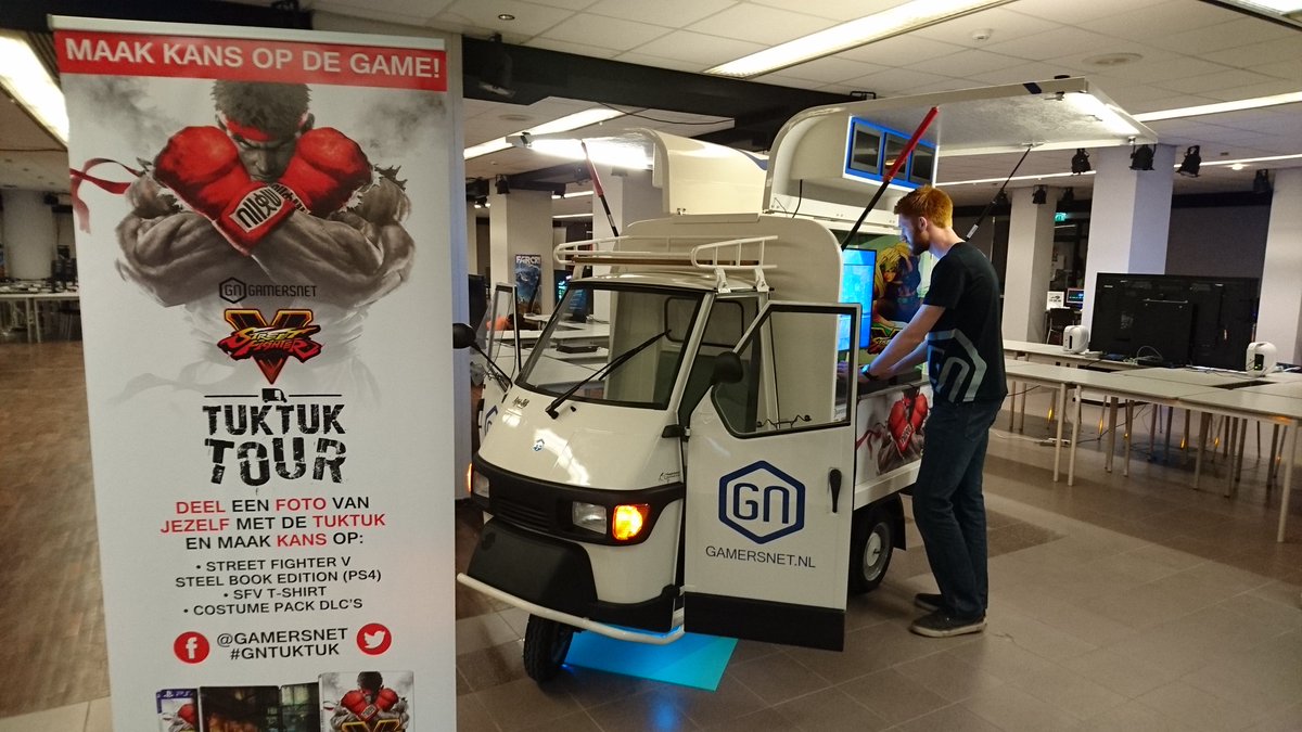 Gamersnet's tweet photo. Over 10 minuten kun je virtueel elkaar slaan op Animecon bij de Gamersnet Tuktuk #gntuktuk #tuklife https://t.co/nVKiDzHMhe