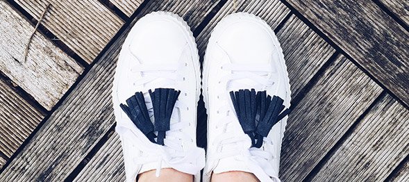 Donnez un nouveau look à vos chaussures : bit.ly/1rglR7K
#fringebya #fringes #pompons