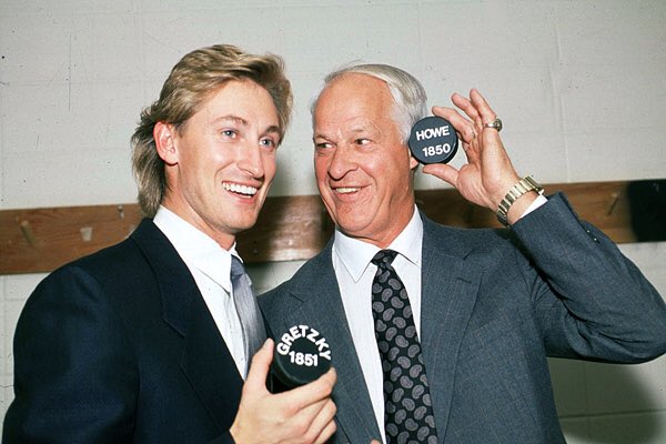 Many look up to Wayne Gretzky. Wayne Gretzky looked up to Gordie Howe. Says it all. #RIPGordieHowe