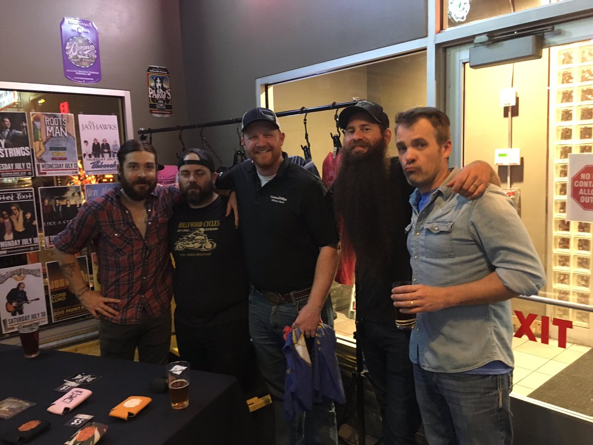 hollenbeckag's tweet photo. @OSMRmusic had a fantastic time last night! Please come enjoy some Montana hospitality again! #notawastedbeer https://t.co/yogetdF7tn