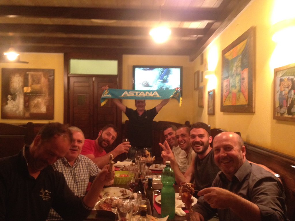 InvidiAru's tweet photo. @Ricvanmagren porcetto e vermentino al Jazz Pub! @alessandroaru @FabioAru1 @VBugnone . Magrini che dici?Saluti https://t.co/FZthojP27e