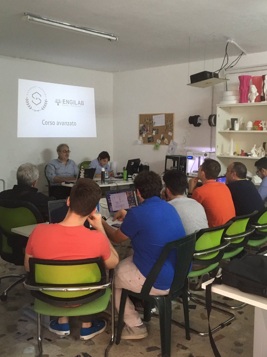 DaCryptoGe_vxbv's tweet photo. @Sharebot3D @FabLab_Crotone #3Dprinting cpnference https://t.co/t6cIAQR4Qh