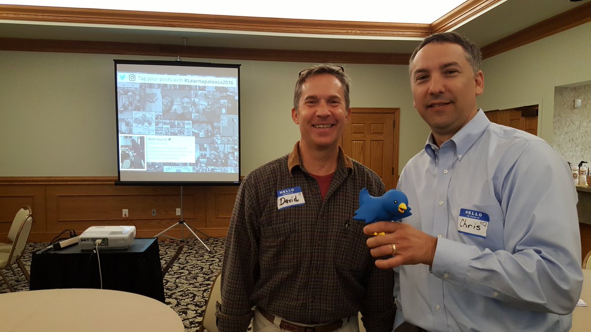 jcluckIE2013's tweet photo. Having fun at #learnapalooza2016! https://t.co/4Z5rCzkJvT
