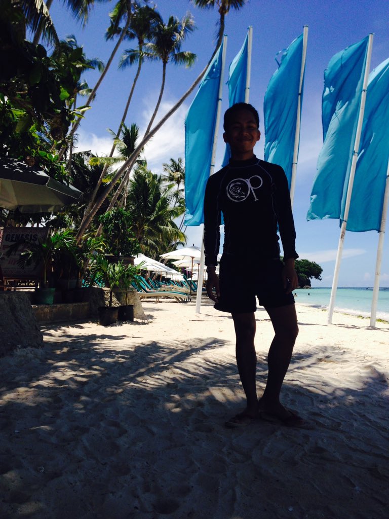 PHOTOGRAPHS2016's tweet image. You cant see me